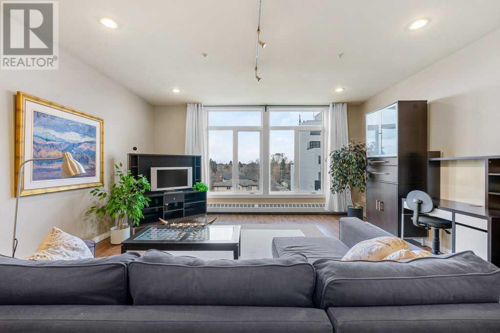 Single Family House for Sale in    Avenue NW Crescent Heights Calgary 