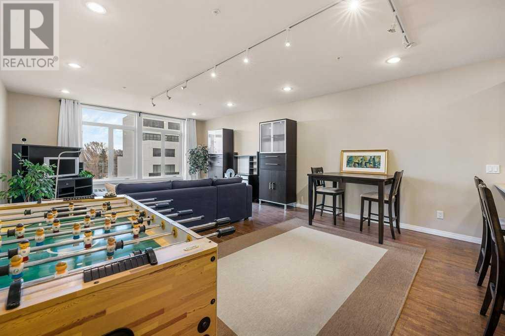 Single Family House for Sale in    Avenue NW Crescent Heights Calgary 