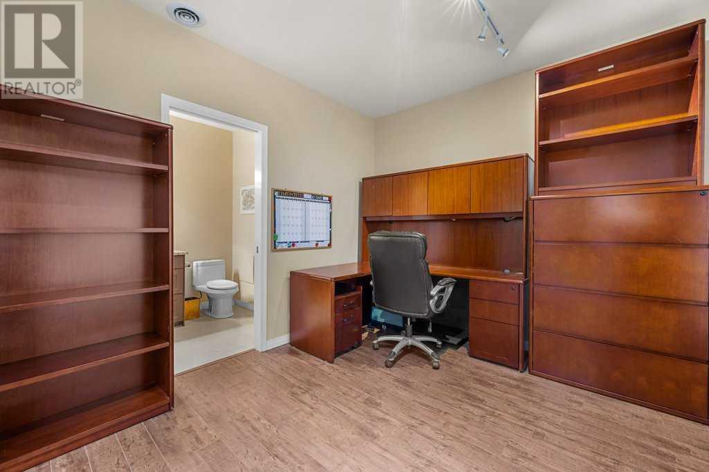 Single Family House for Sale in    Avenue NW Crescent Heights Calgary 