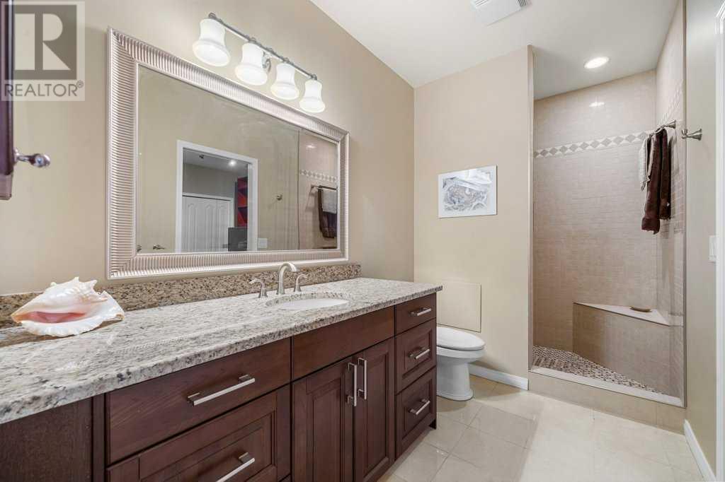 Single Family House for Sale in    Avenue NW Crescent Heights Calgary 