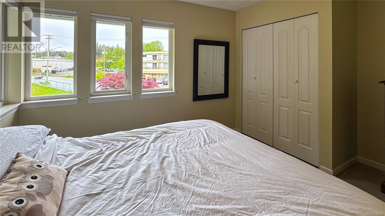 7085 Shorncliffe Ave, Port Hardy