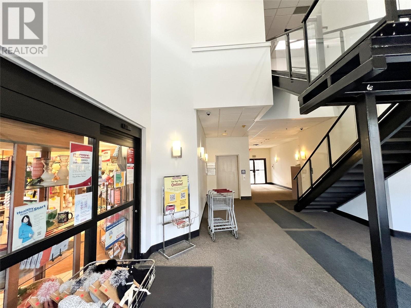 203 437 Glenmore Road, Kelowna