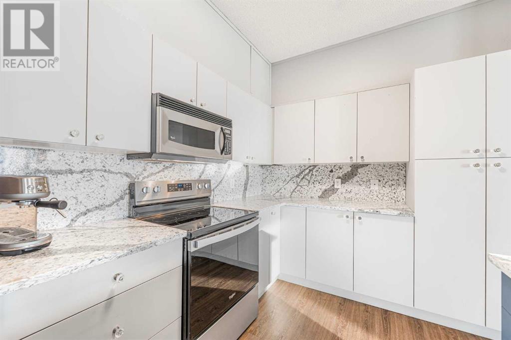 Single Family House for Sale in    Street SW Glenbrook Calgary 