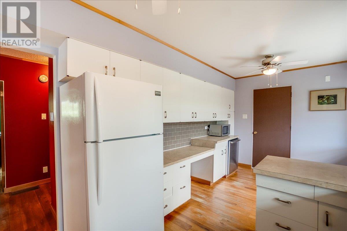 Photo 12 of 3164 Murray Road, South Slocan BC