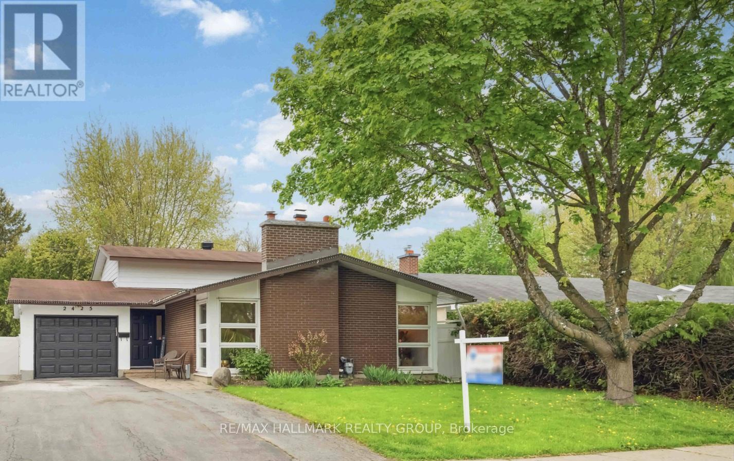 https://ddfcdn.realtor.ca/listing/TS638836184228600000/reb76/highres/6/x12170306_1.jpg
