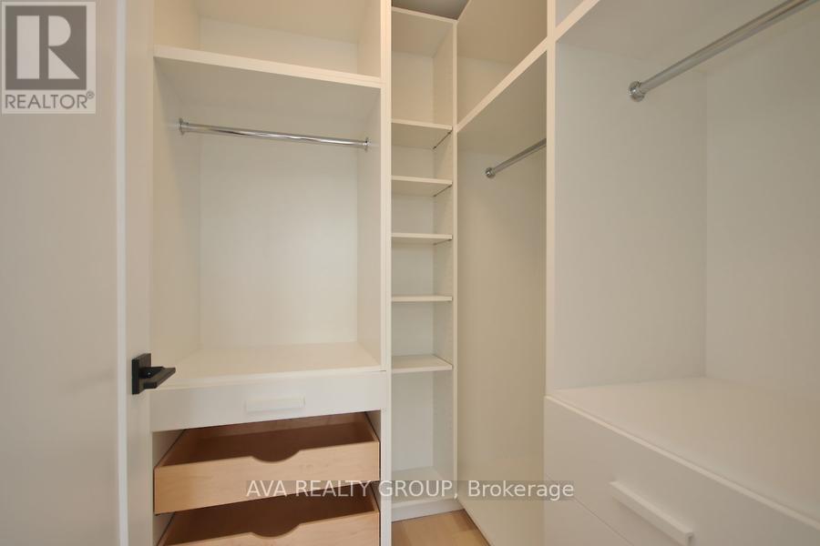 Photo 32 of 375 B Madison Avenue, Ottawa ON