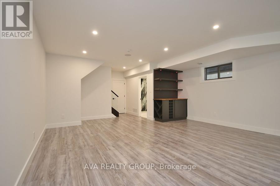 Photo 39 of 375 B Madison Avenue, Ottawa ON