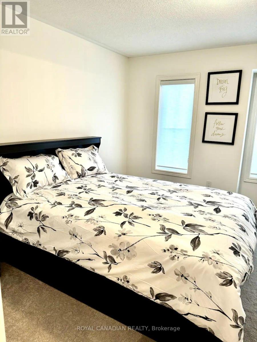 Photo 12 of Upper 105 Elephant Hill Drive, Clarington ON