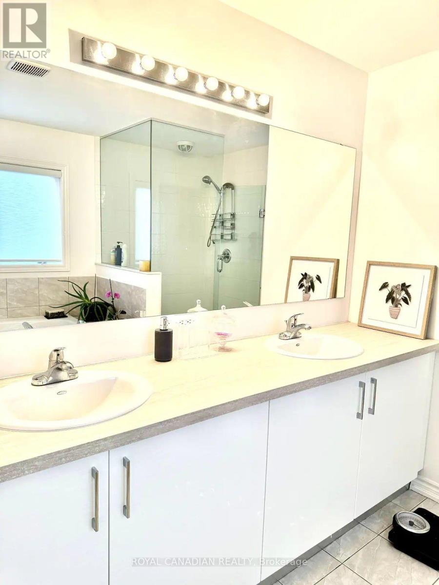 Photo 26 of Upper 105 Elephant Hill Drive, Clarington ON
