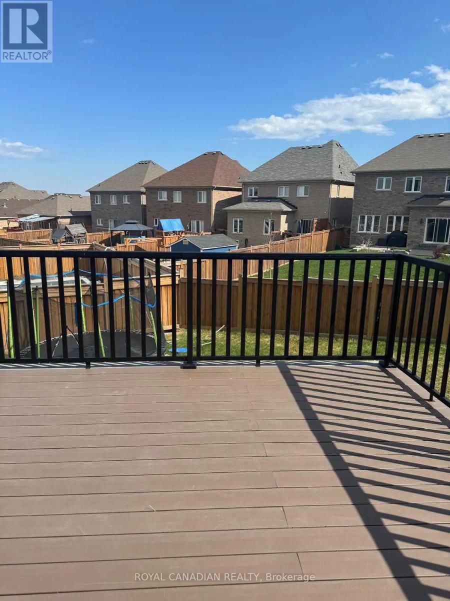 Photo 19 of Upper 105 Elephant Hill Drive, Clarington ON