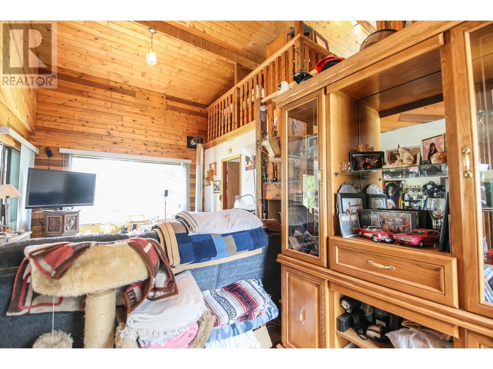 6725 Sidley Mountain Road, Bridesville
