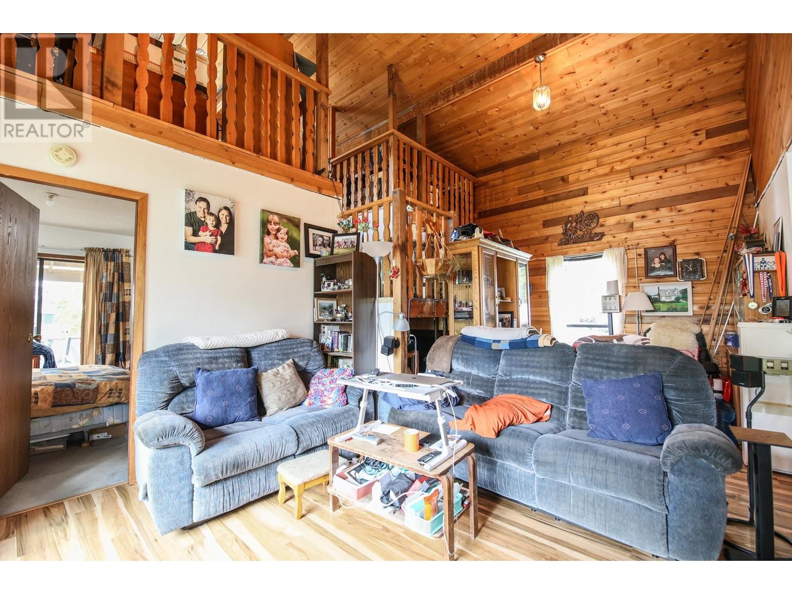 6725 Sidley Mountain Road, Bridesville
