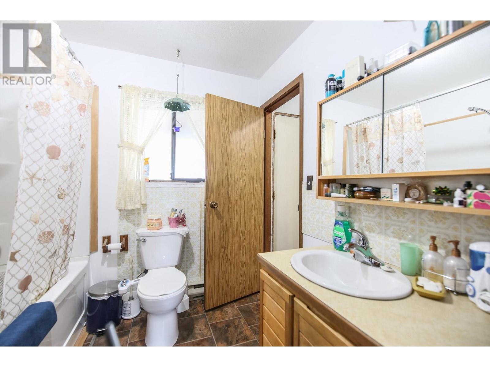 6725 Sidley Mountain Road, Bridesville