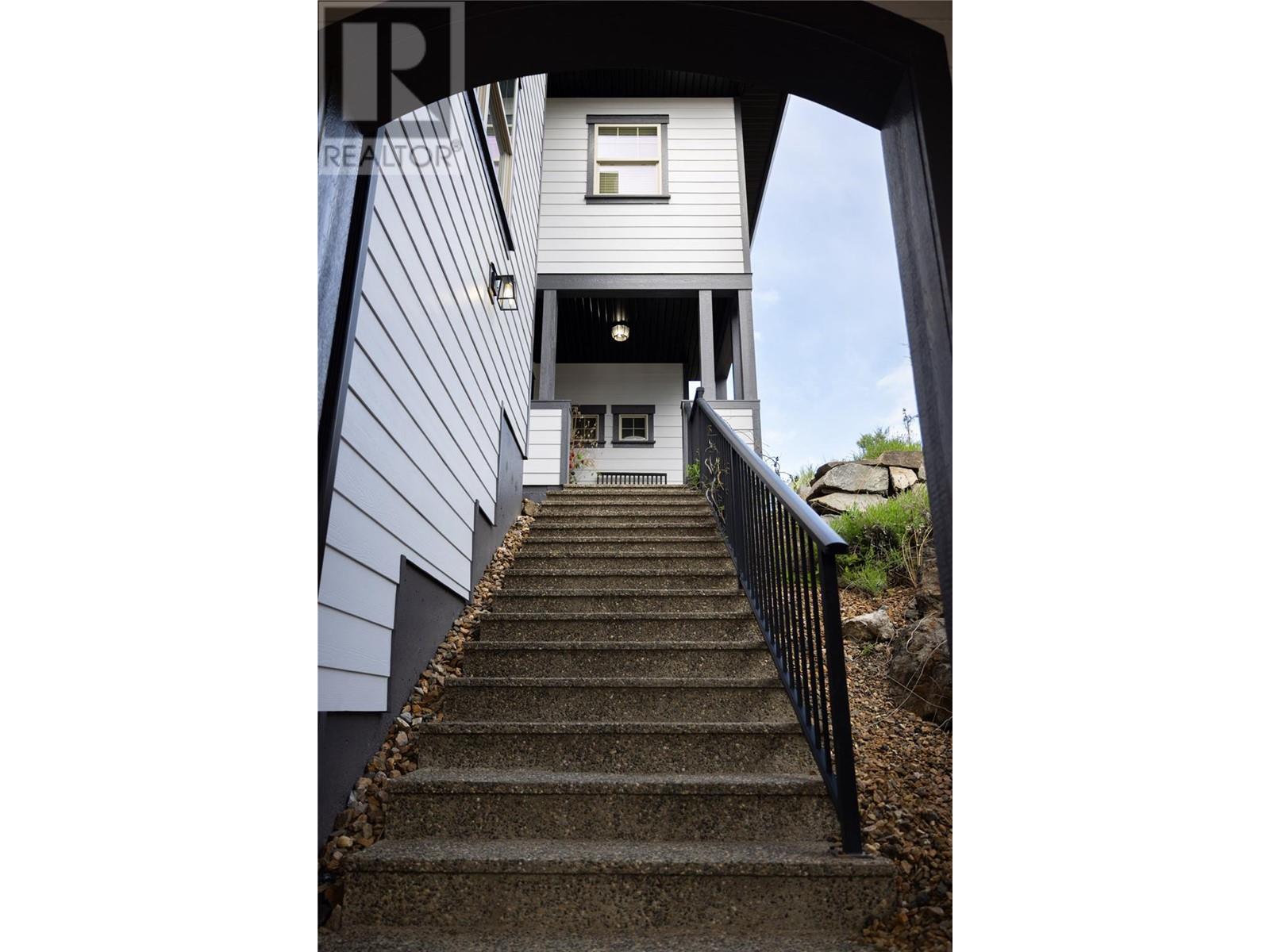 Photo 18 of 1433 Red Mountain Place, Vernon BC