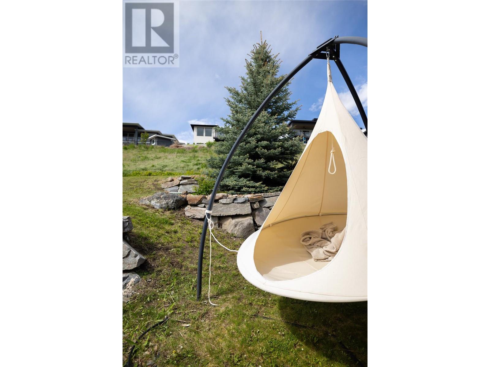 Photo 17 of 1433 Red Mountain Place, Vernon BC