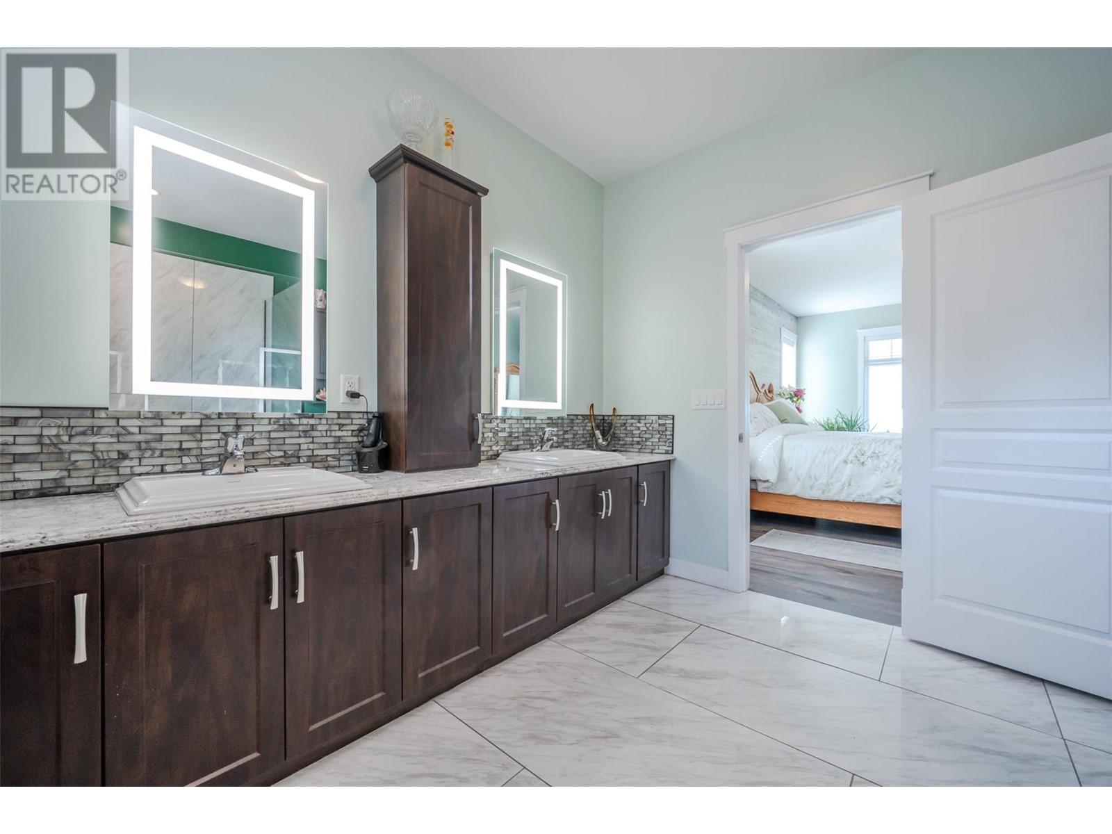 124 Sasquatch Trail Trail, Osoyoos