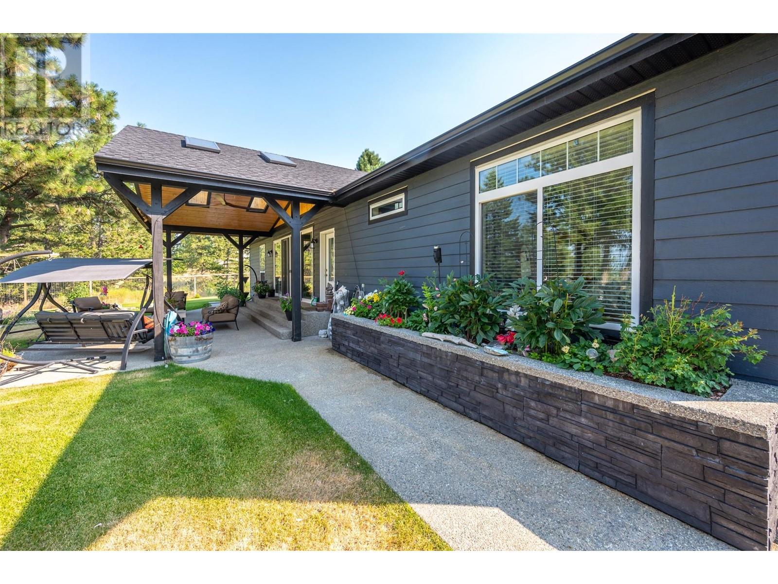 124 Sasquatch Trail Trail, Osoyoos