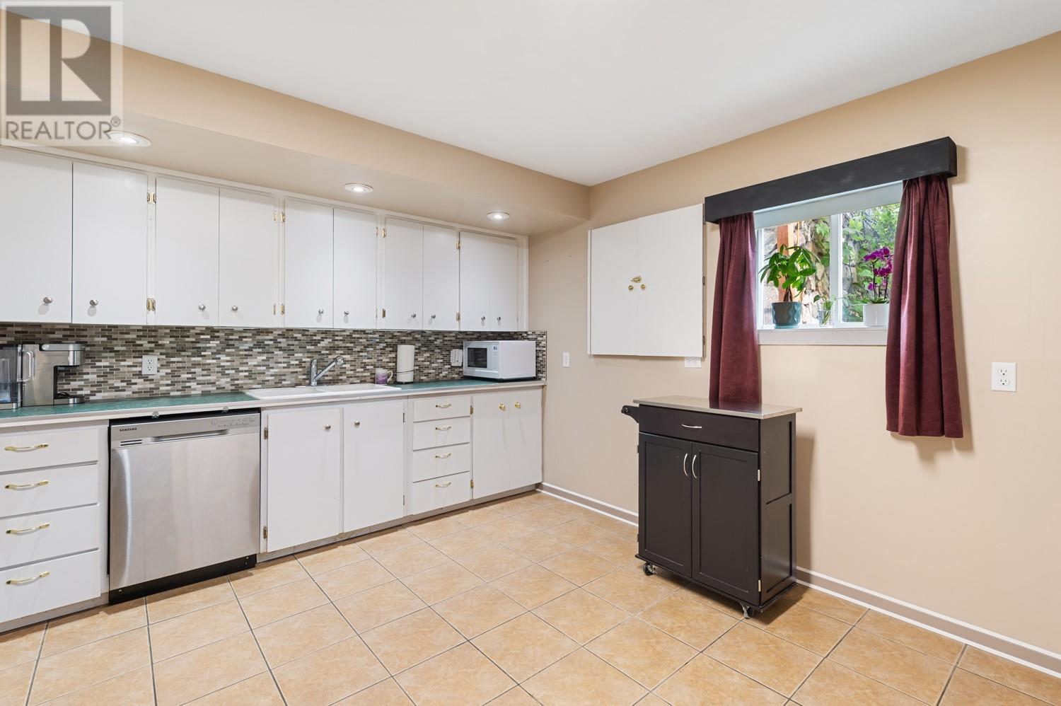  10950 Darlene Road, Lake Country