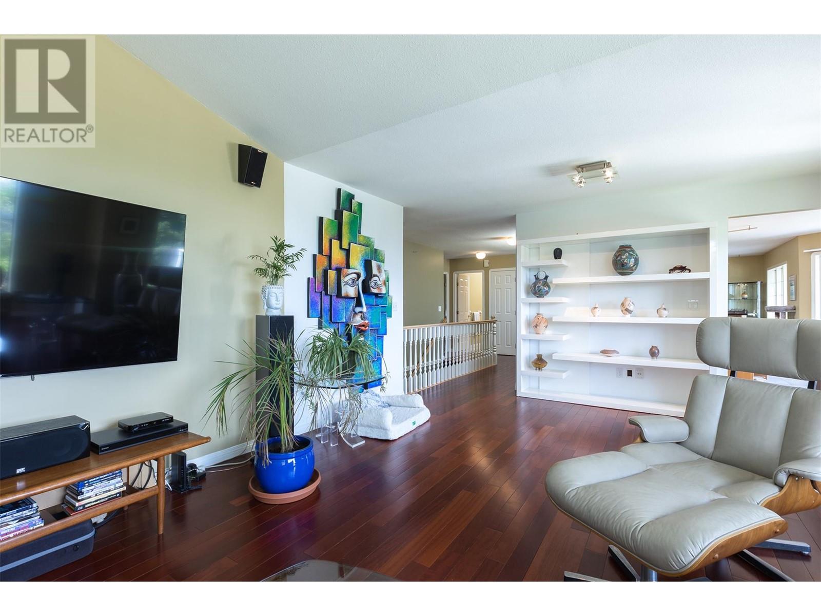  1201 Trevor Drive, West Kelowna
