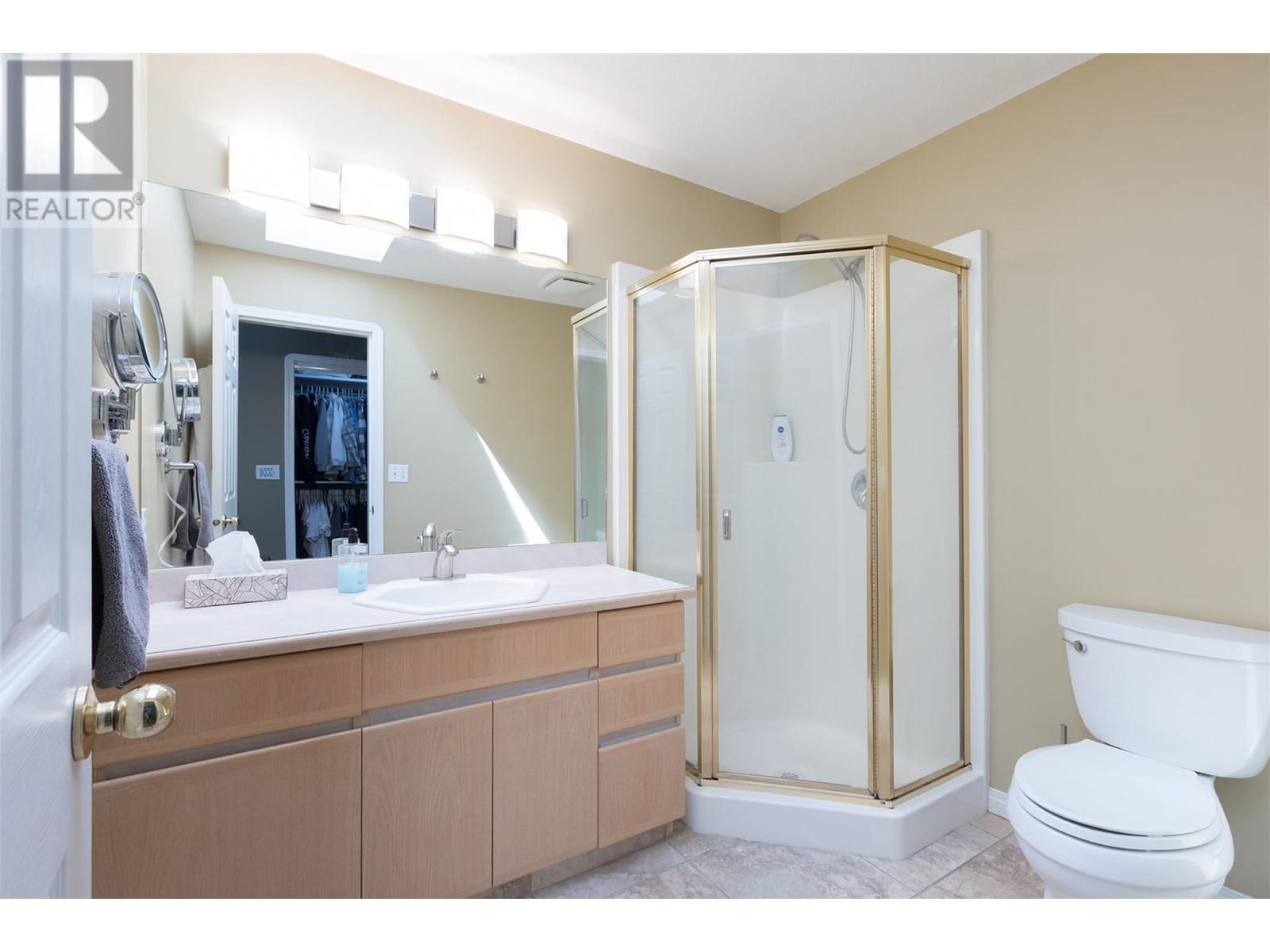  1201 Trevor Drive, West Kelowna