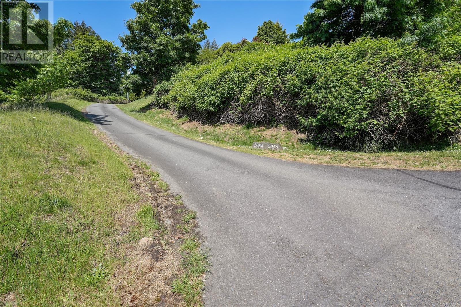 2056 Gladys Pl, Sooke