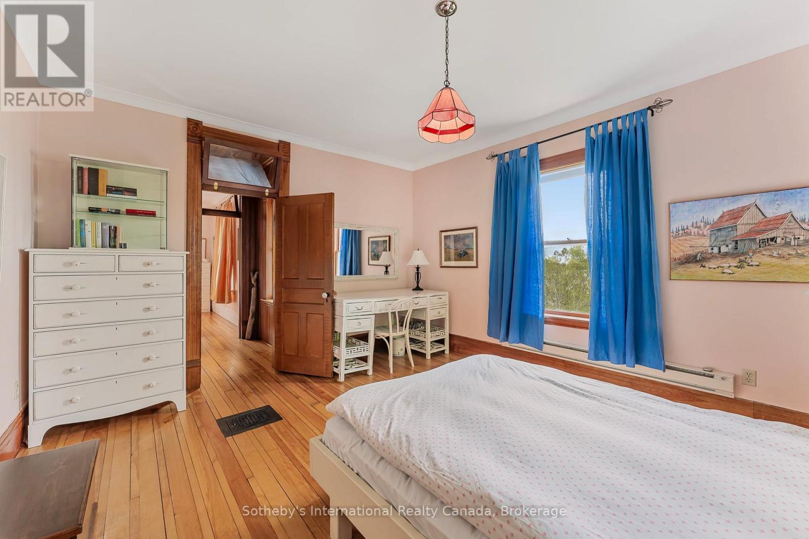 Photo 14 of 81 A Wind Rose Lane, Ryerson ON