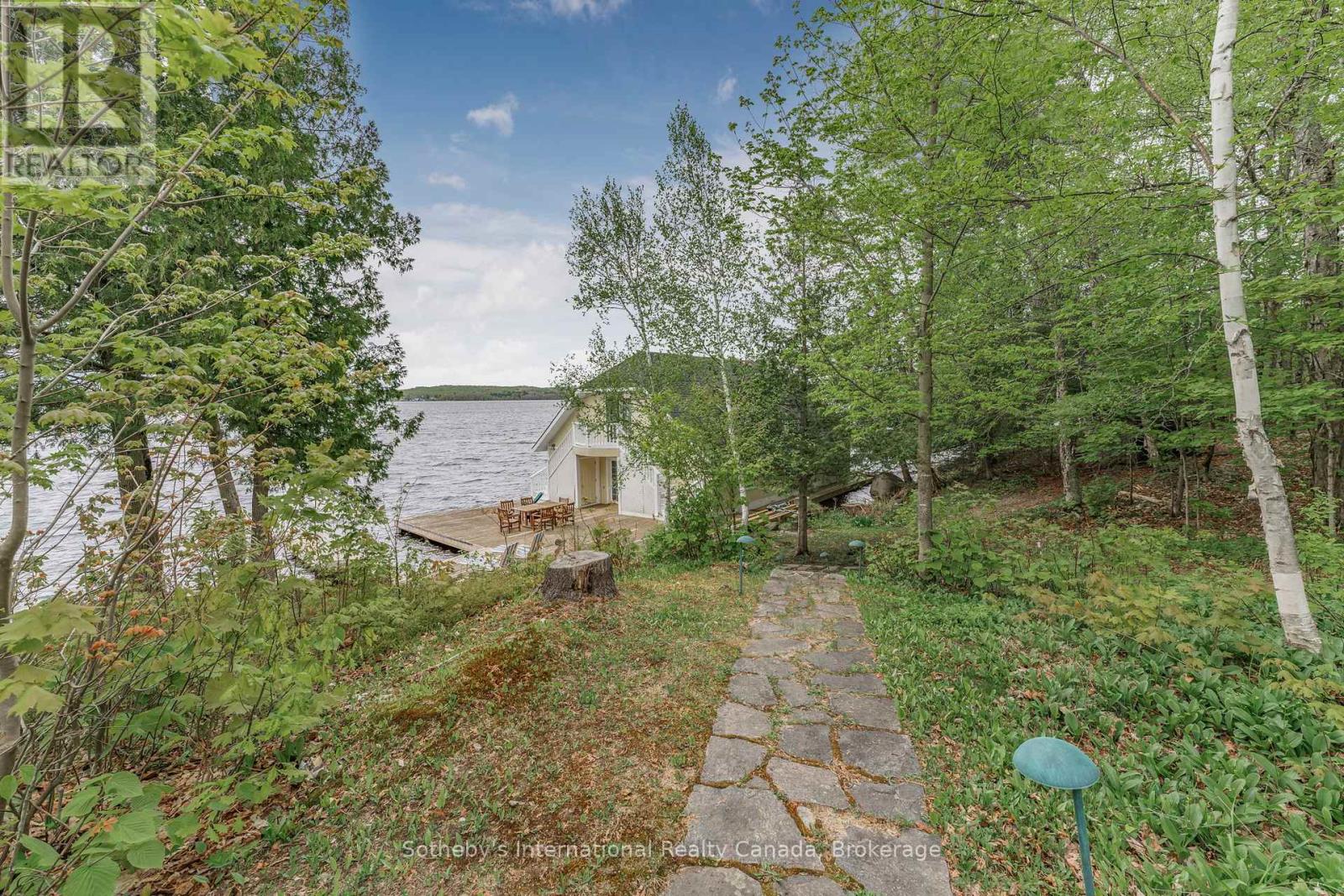 Photo 19 of 81 A Wind Rose Lane, Ryerson ON