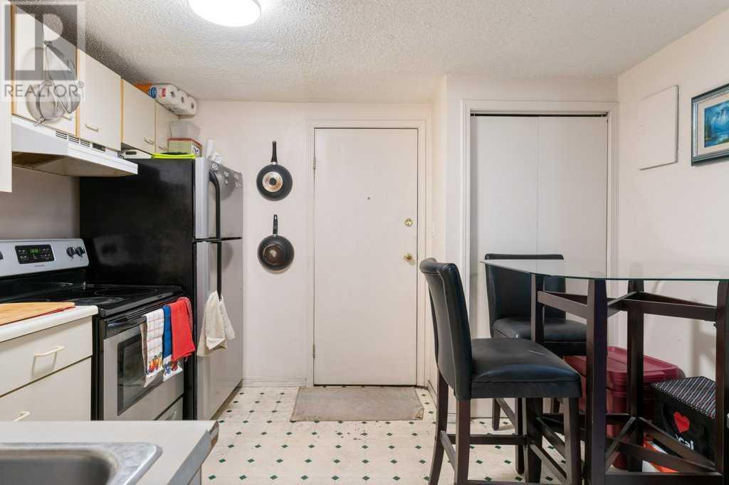 Single Family House Loft for Sale in   A Street SW Kingsland Calgary 