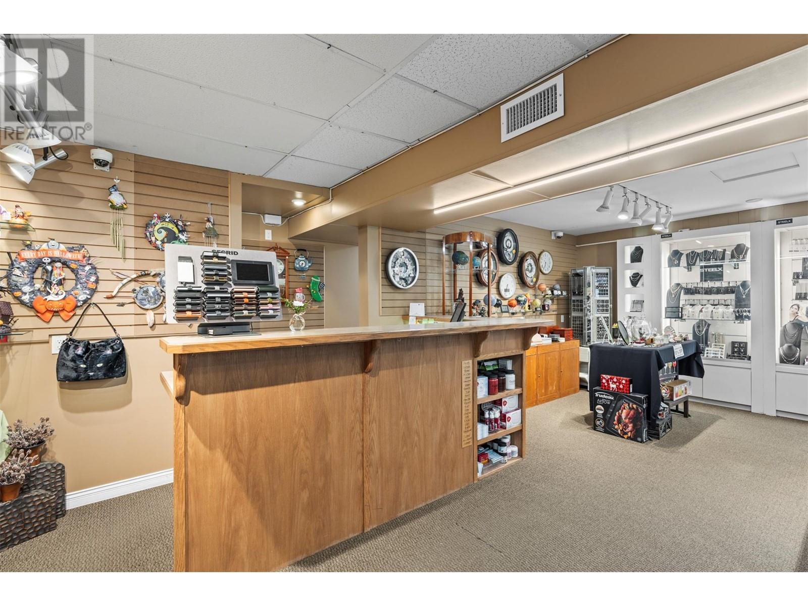 608 Cliff Avenue, Enderby