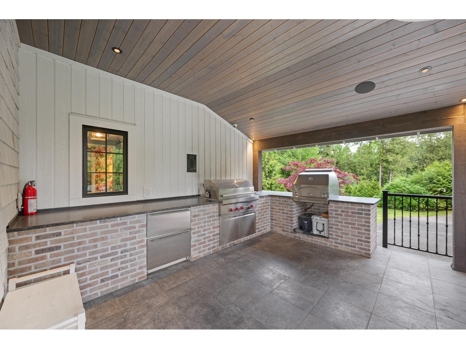 Photo 13 of 25125 72 Avenue, Langley BC