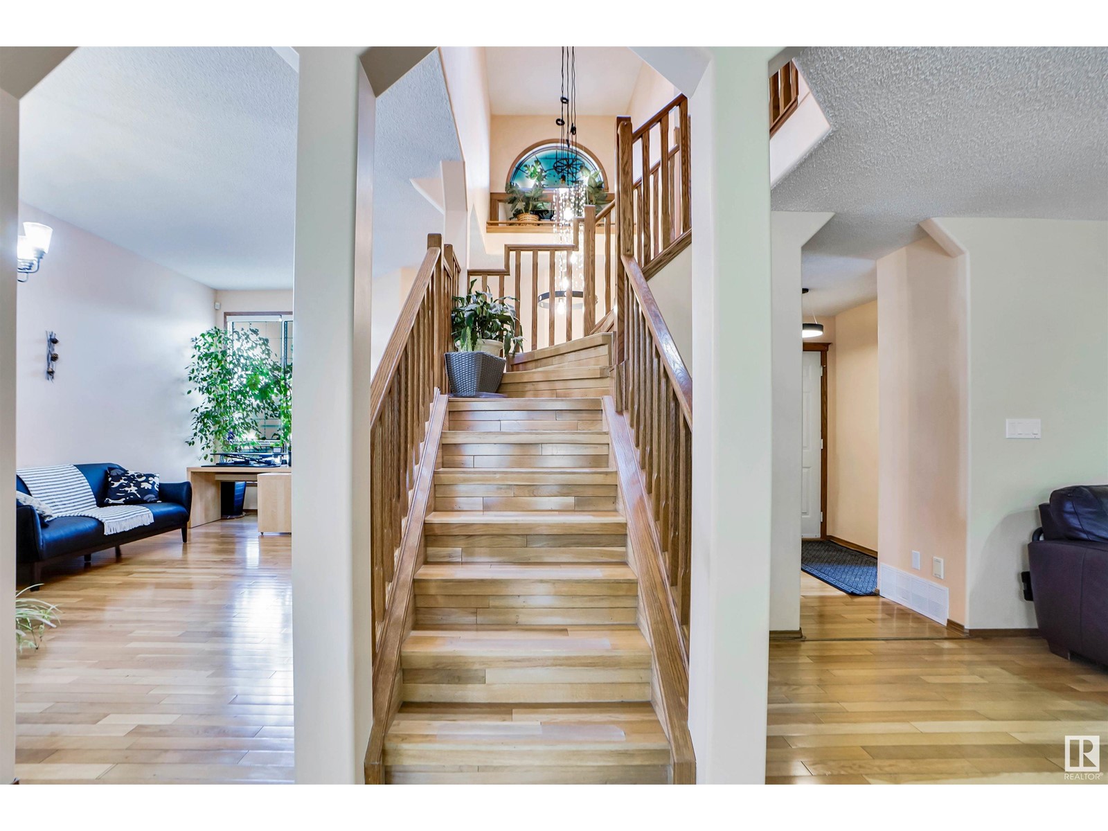 1073 POTTER GREENS DR NW, Edmonton