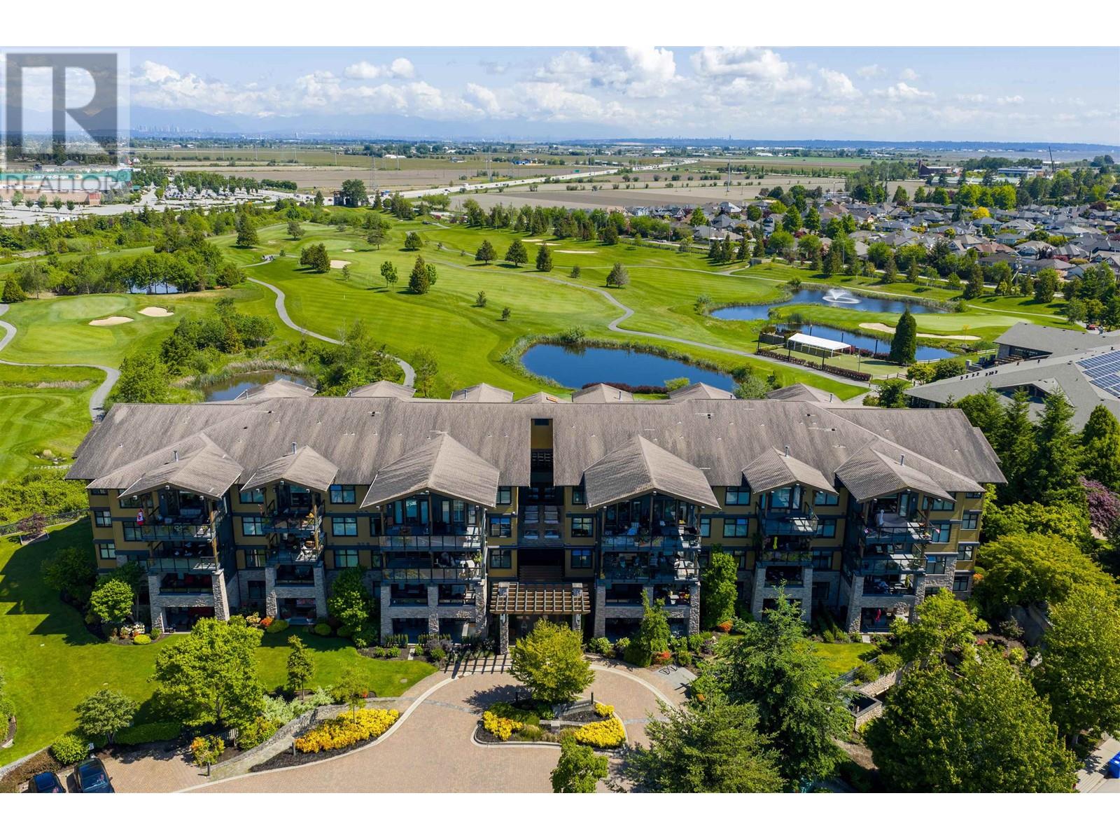 Photo 2 of 113 5099 Springs Boulevard, Tsawwassen BC