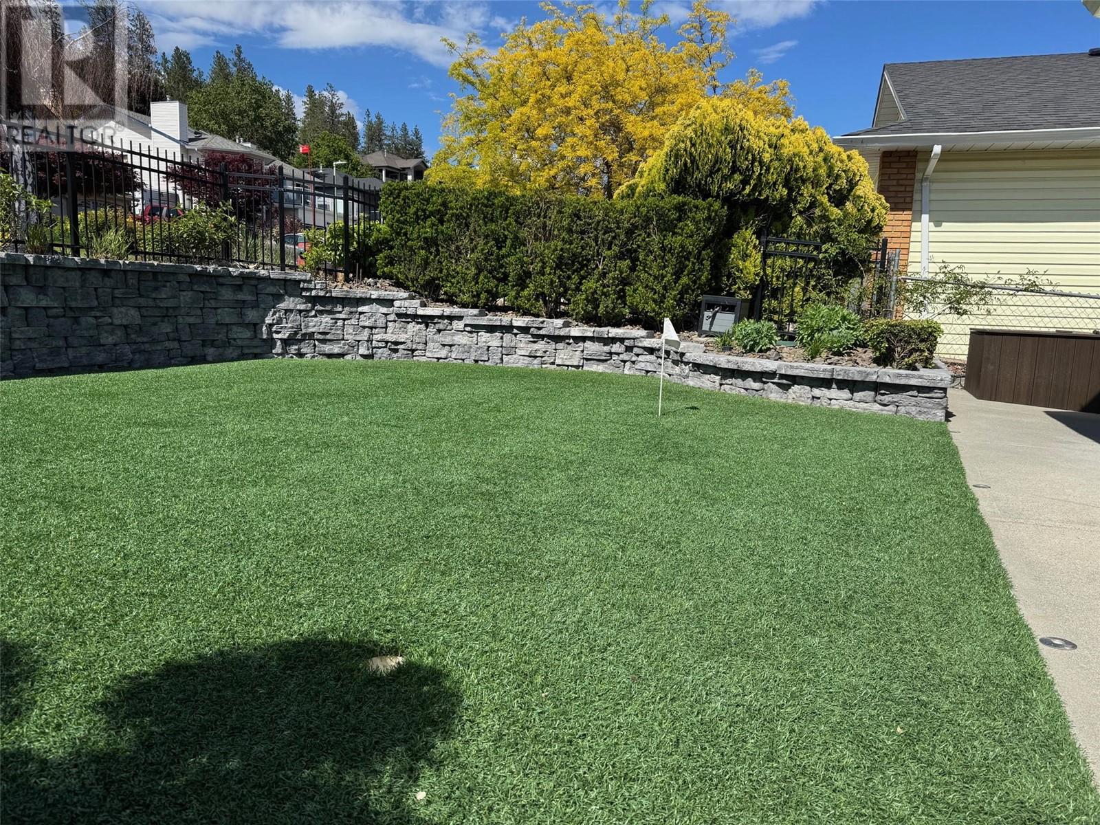  3343 Sundance Drive, West Kelowna