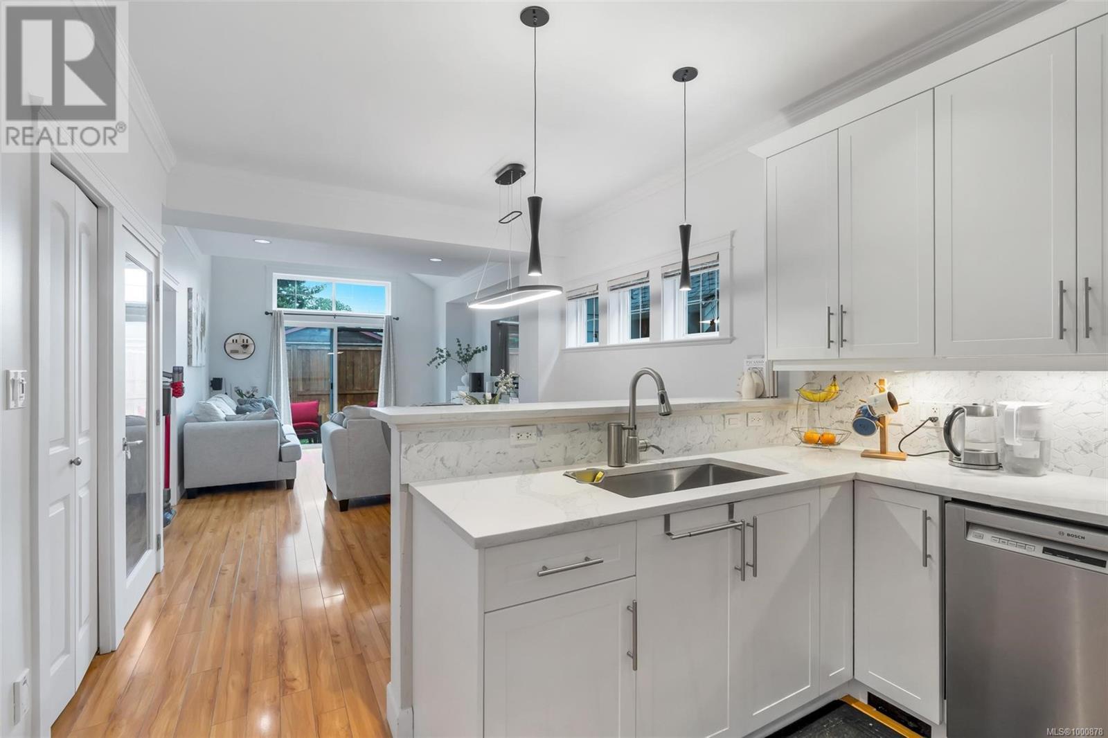 Photo 4 of 19 2210 Sooke Rd, Colwood BC