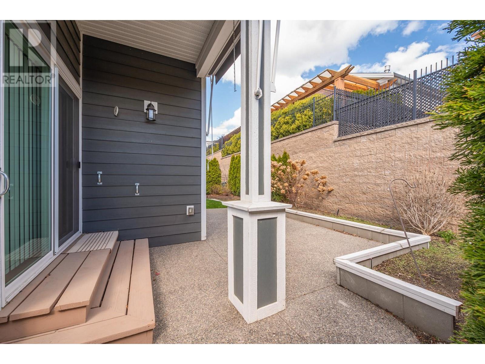  2097 Acorn Crescent, West Kelowna