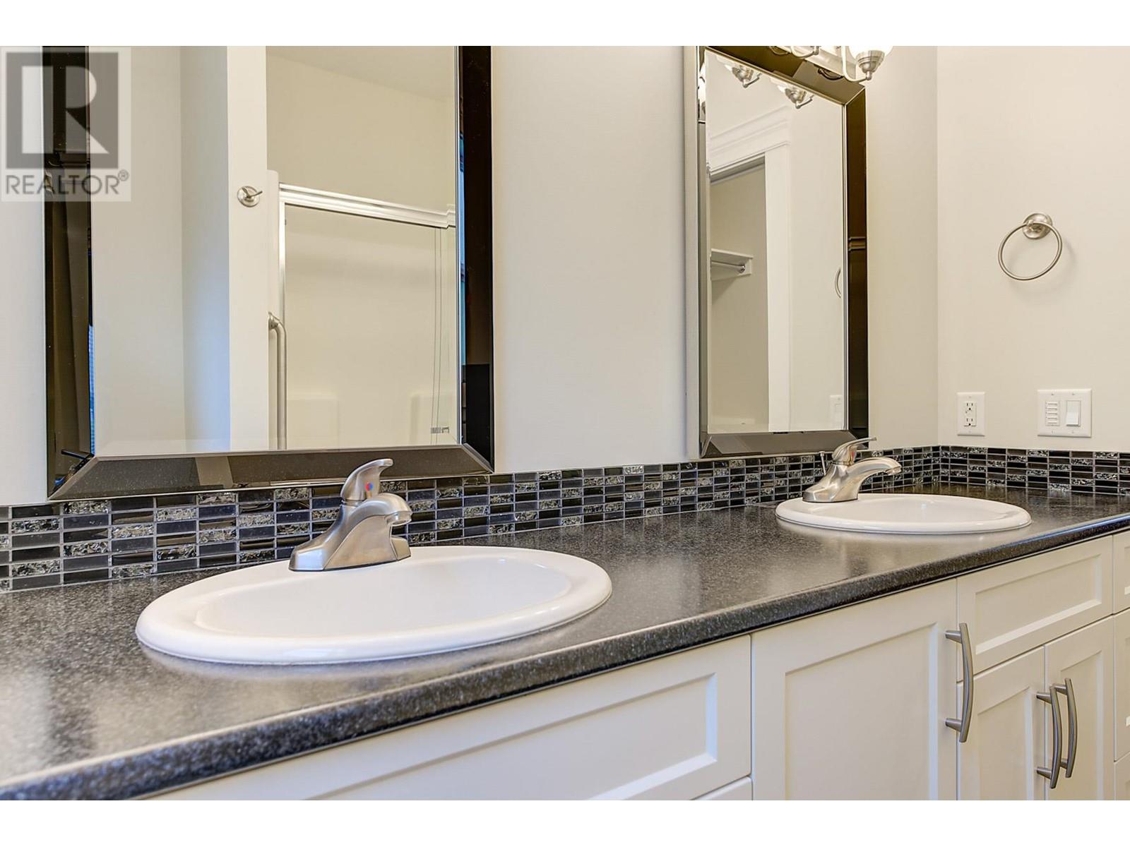  2097 Acorn Crescent, West Kelowna