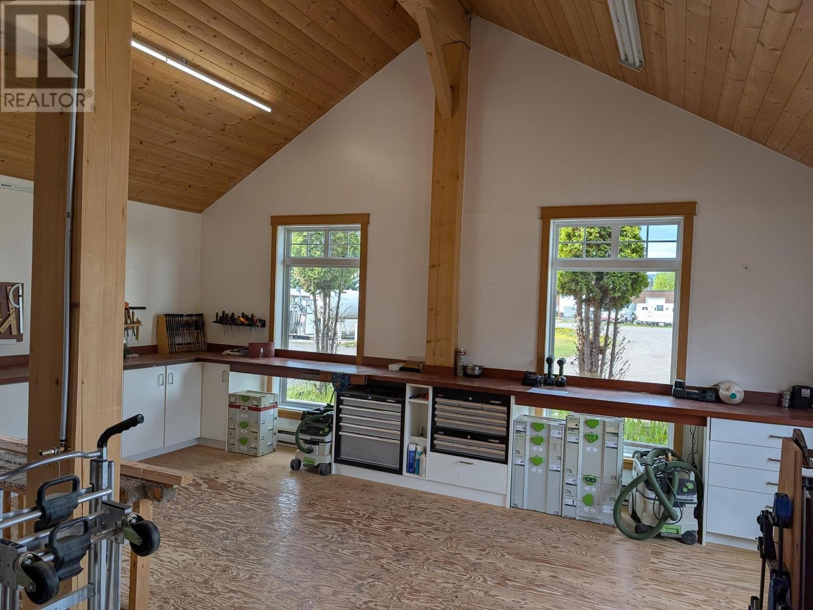 1193 16 HIGHWAY, Telkwa