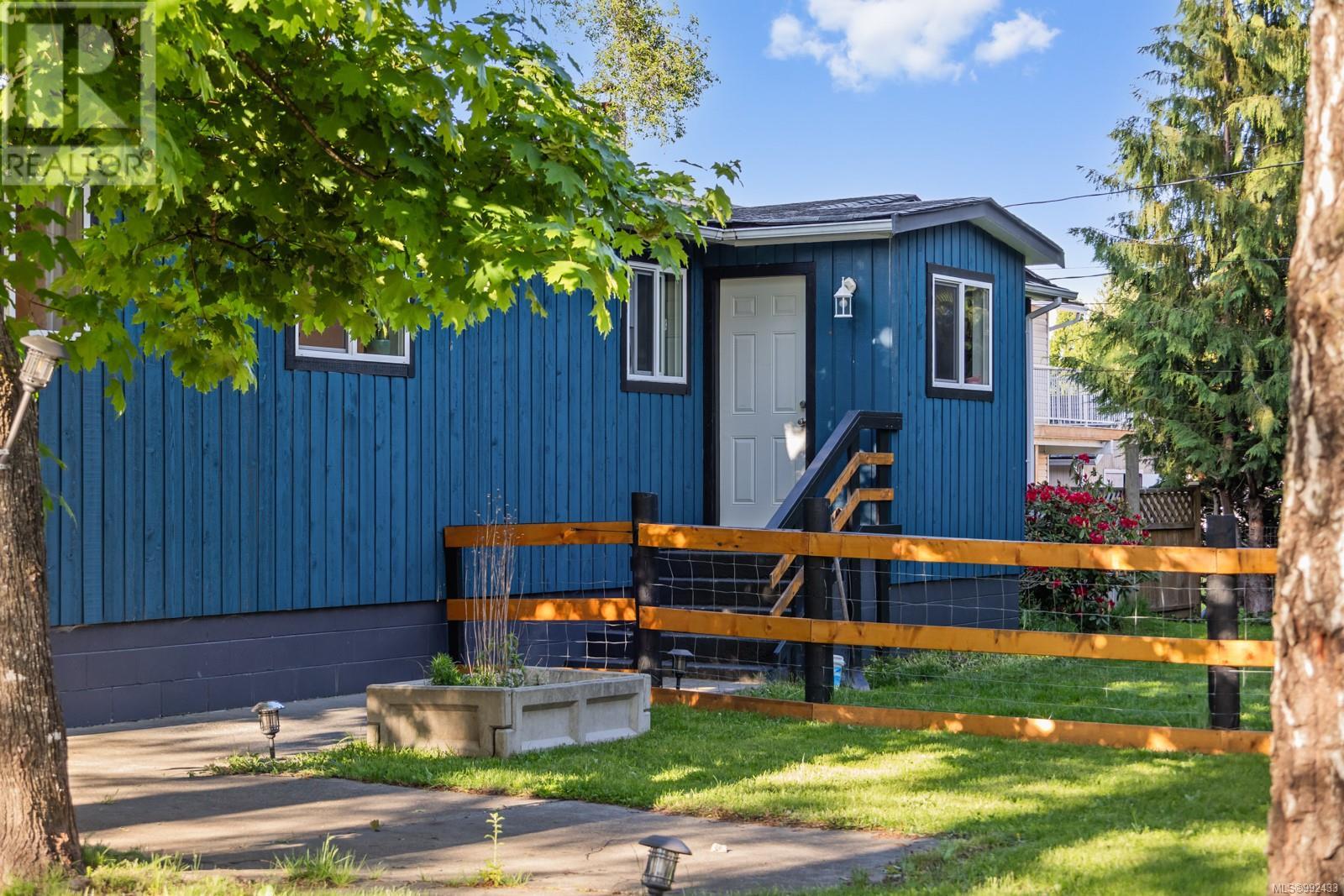 1770 Holmstrom Rd, Campbell River real estate listing 992433