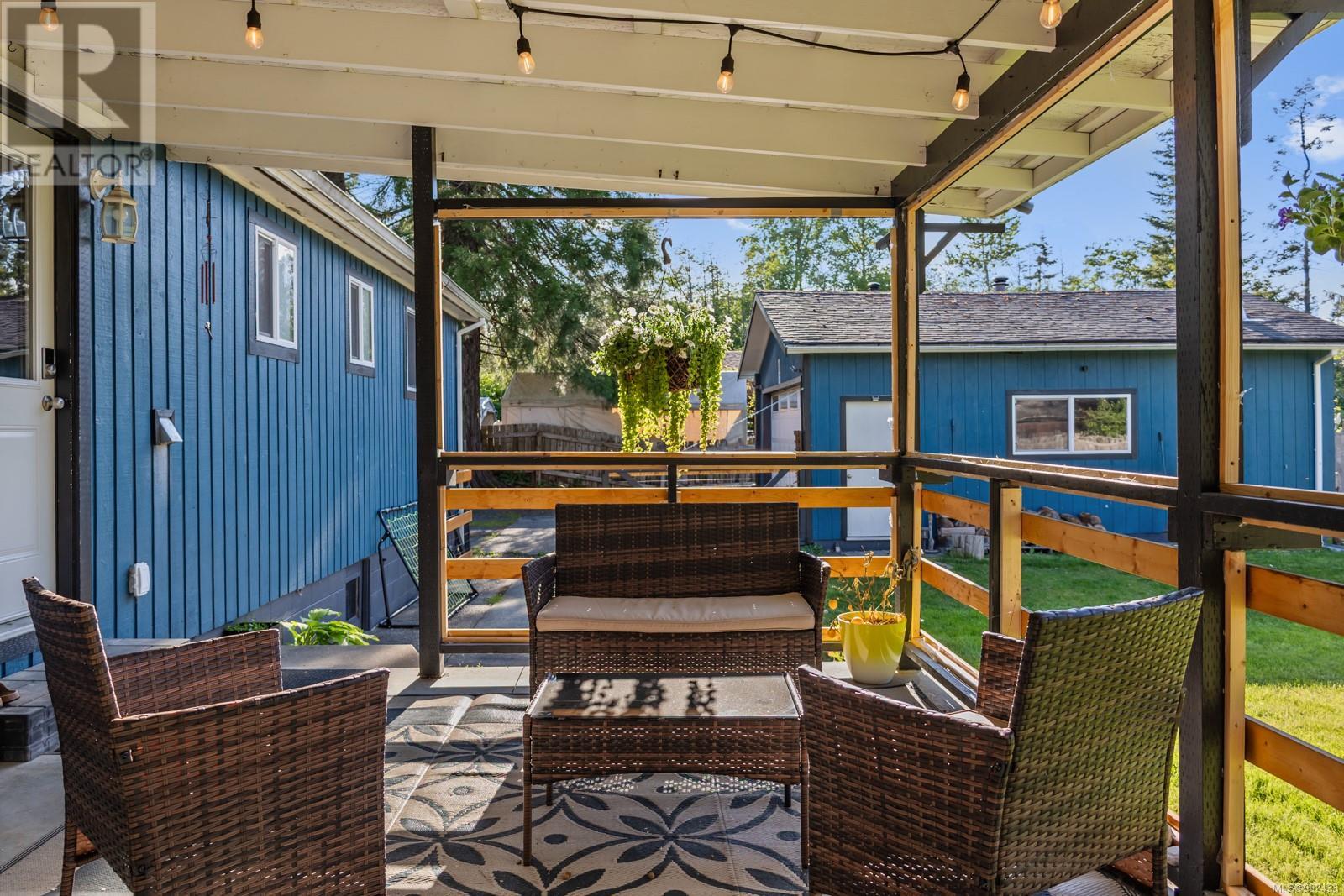 1770 Holmstrom Rd, Campbell River real estate listing 992433