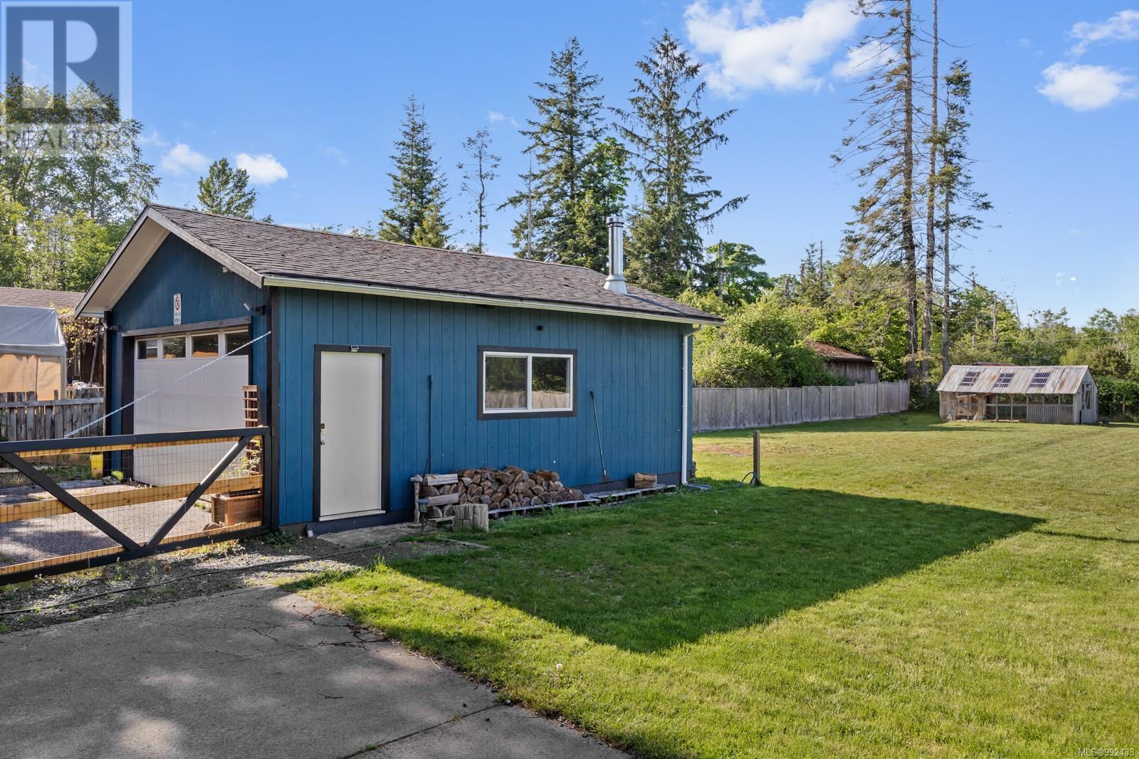 1770 Holmstrom Rd, Campbell River real estate listing 992433
