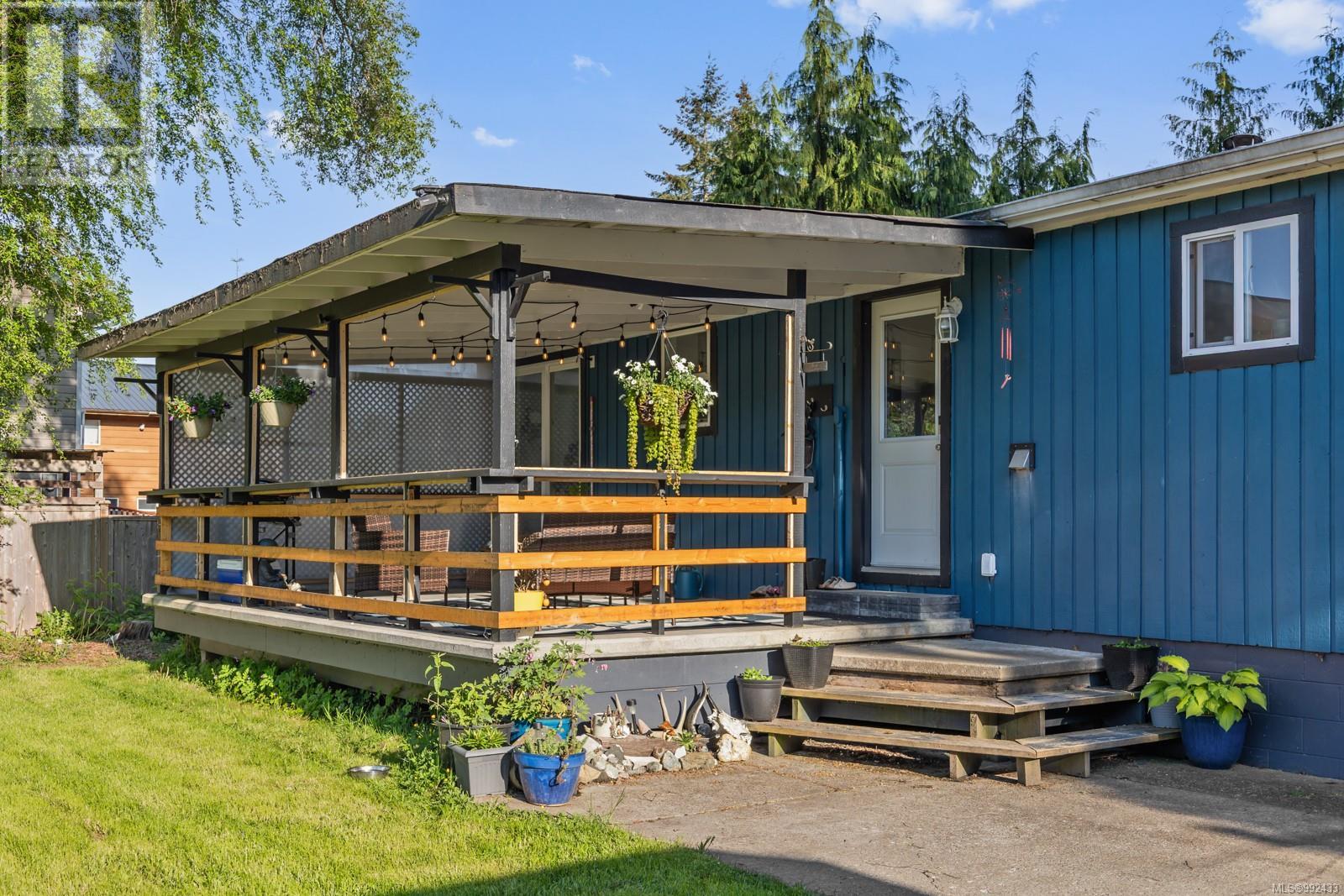 1770 Holmstrom Rd, Campbell River real estate listing 992433