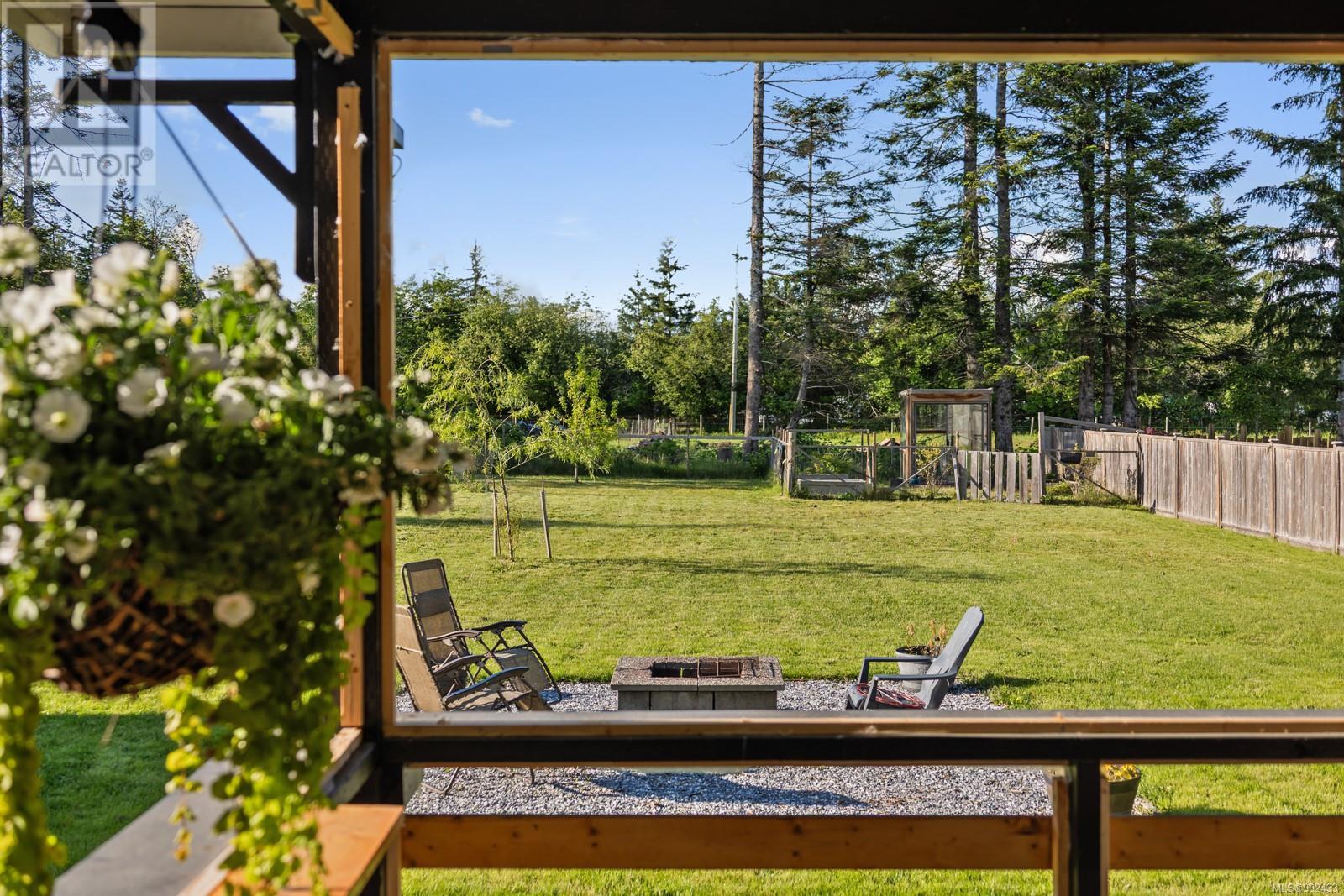 1770 Holmstrom Rd, Campbell River real estate listing 992433