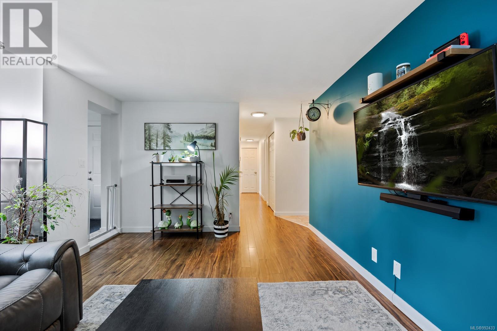 1770 Holmstrom Rd, Campbell River real estate listing 992433