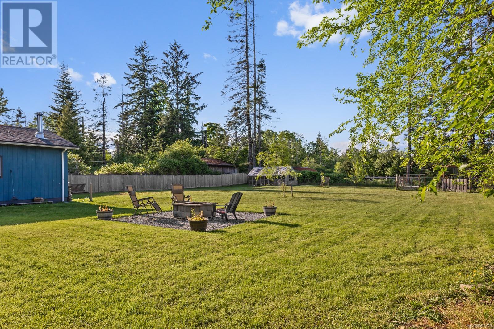 1770 Holmstrom Rd, Campbell River real estate listing 992433