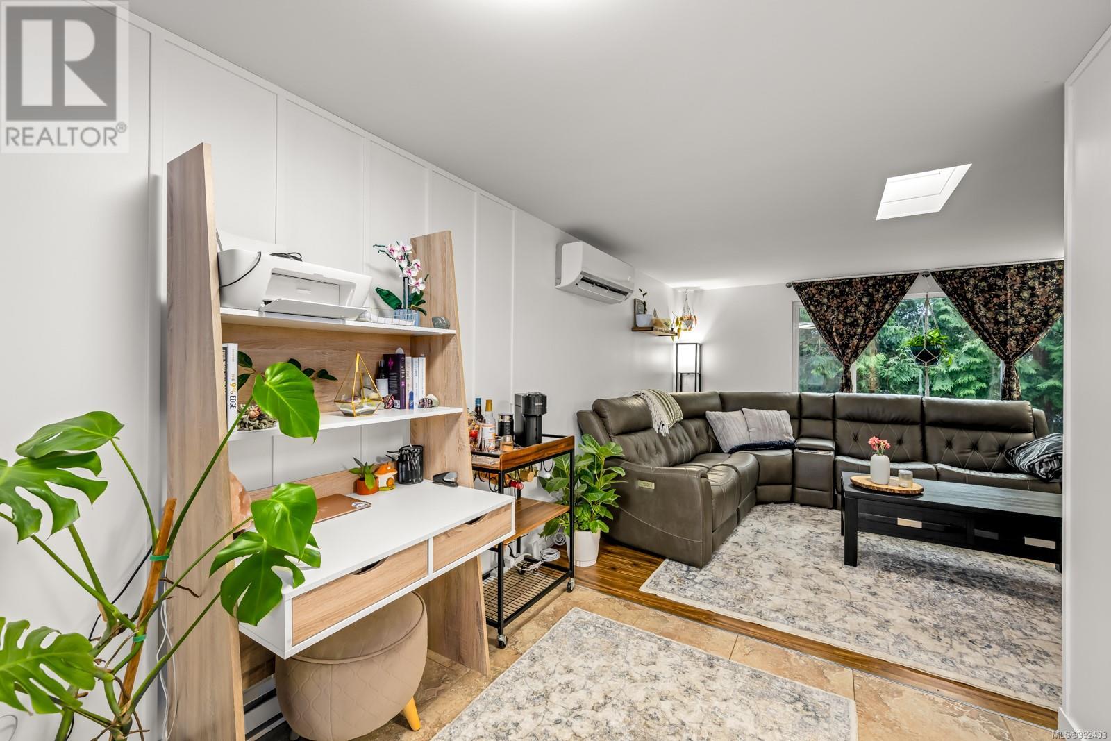 1770 Holmstrom Rd, Campbell River real estate listing 992433