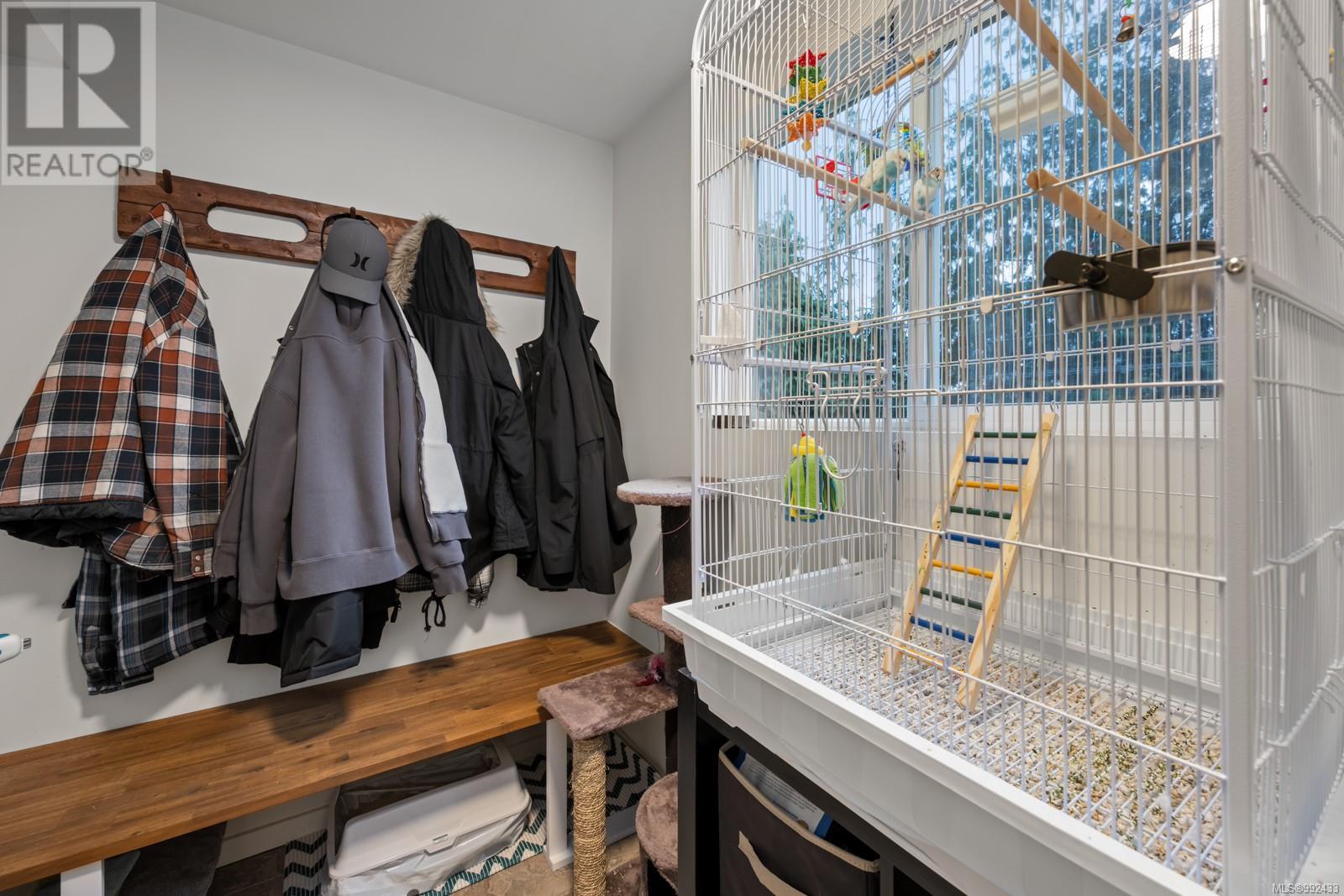 1770 Holmstrom Rd, Campbell River real estate listing 992433