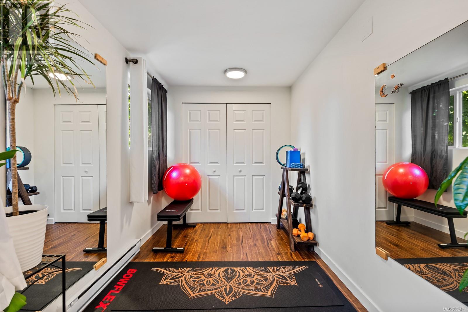 1770 Holmstrom Rd, Campbell River real estate listing 992433