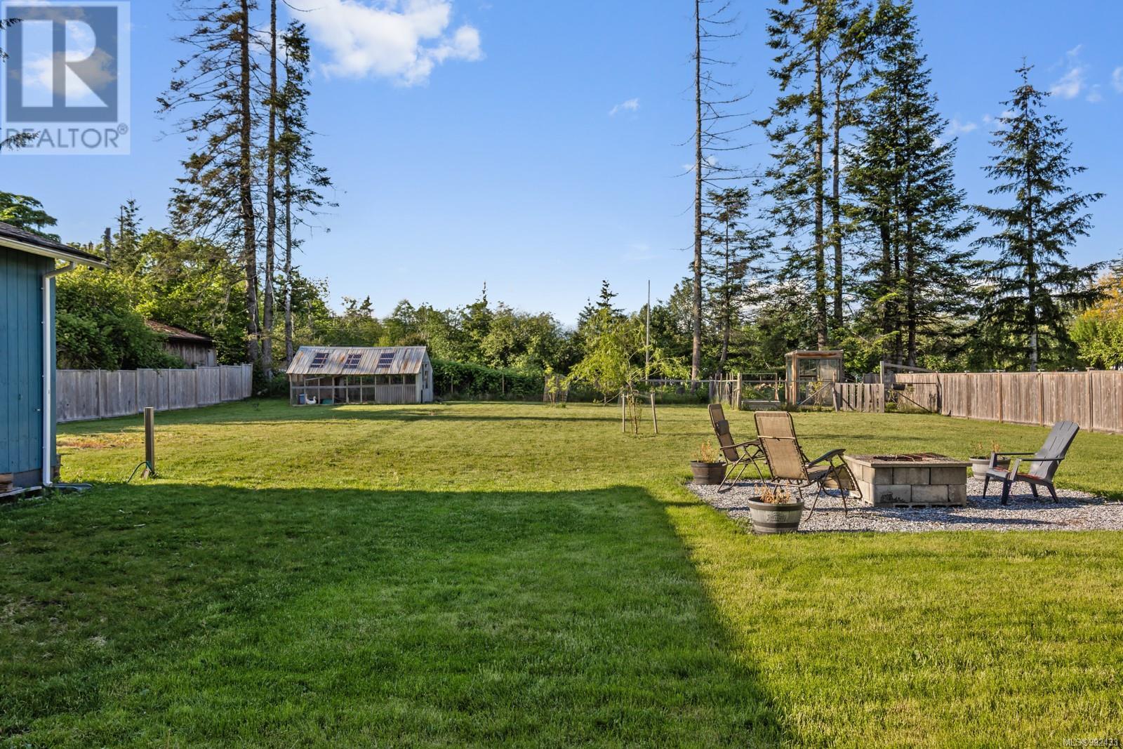 1770 Holmstrom Rd, Campbell River real estate listing 992433