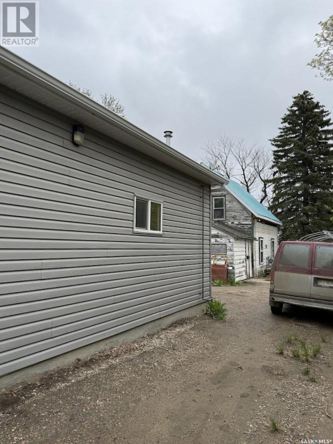 Photo 13 of 114 Outlook Street, Conquest SK