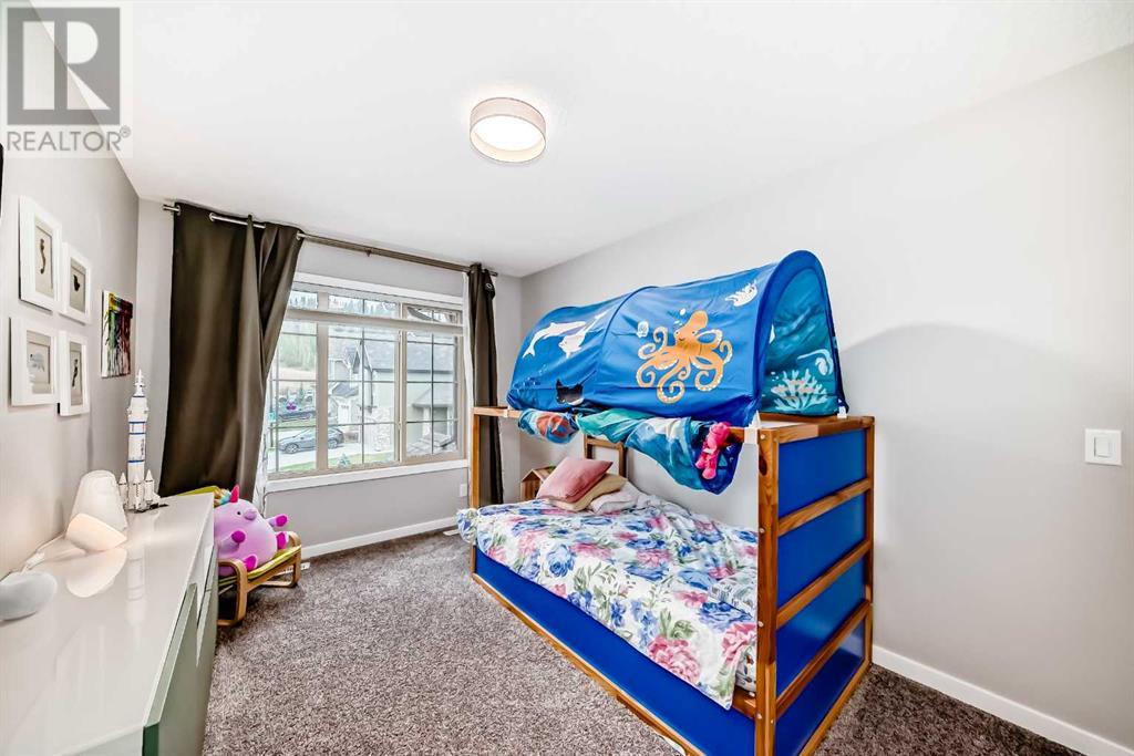 176 Riviera Way, Cochrane